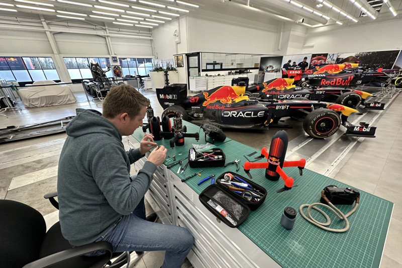 紅牛團(tuán)隊(duì) 紅牛團(tuán)隊(duì)